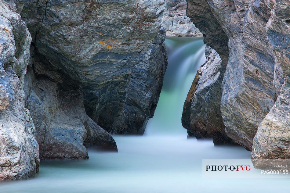 Along the Flumendosa river you can see some colors and rocks that leave you breathless.