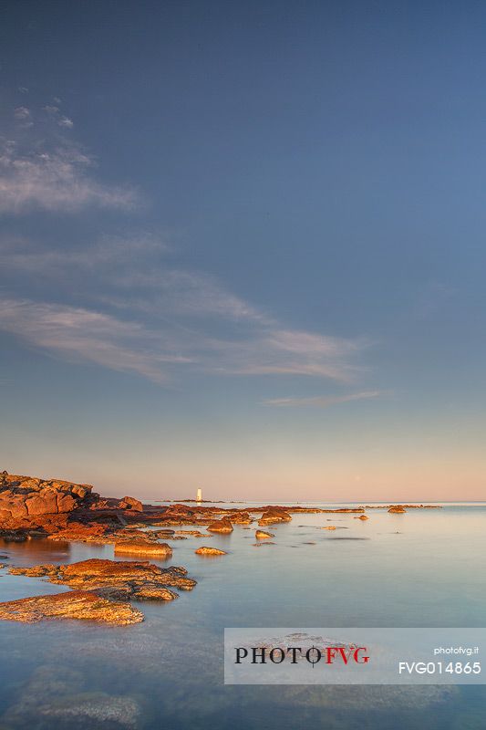 The Mangiabarche lighthouse overlooking the bay of the same name and is a point of interest for landscape photographers of the most famous in Sardinia, dawn or dusk or during a storm this pretty little bay is full of great energy, Sant'Antioco, Sulcis-Iglesiente, Sardinia, Italy