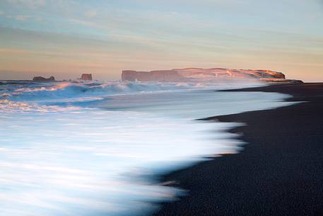 The black beach of Vik and his famous cliff