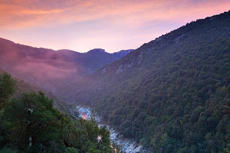 The Flumendosa river at dawn.