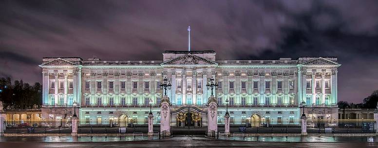 Buckingham Palace at night time, London, England, United Kingdom, Europe