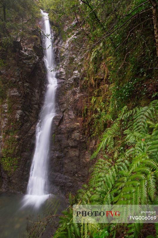 Mundo Waterfall