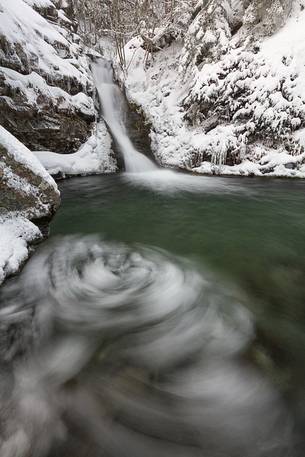 The magic of the Aspromonte photographed in snowy winter