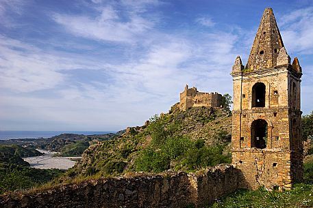 The Castel Ruffo castle of Amendolea, Aspromonte, Calabria, Italy The Castel Ruffo castle of Amendolea, Aspromonte, Calabria, Italy