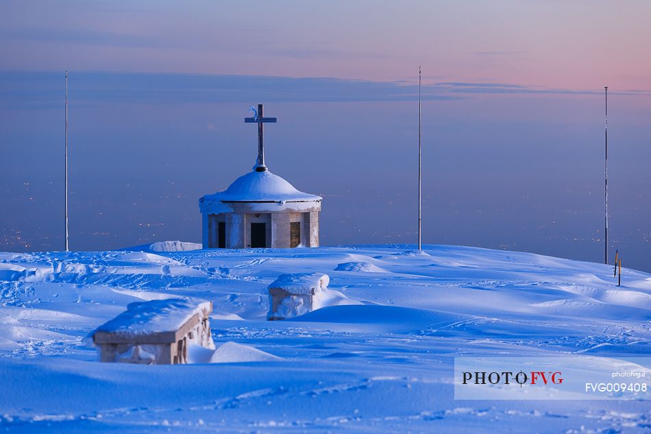 Ossuary Cima Grappa in the depths of winter