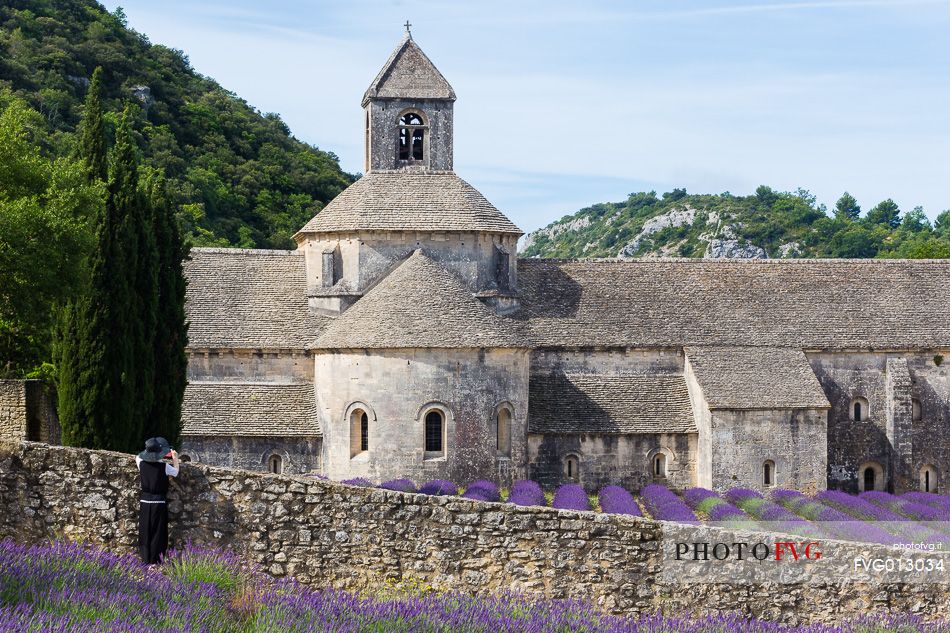The ancient abbey of Snanque, located a few kilometers from the picturesque village of Gordes