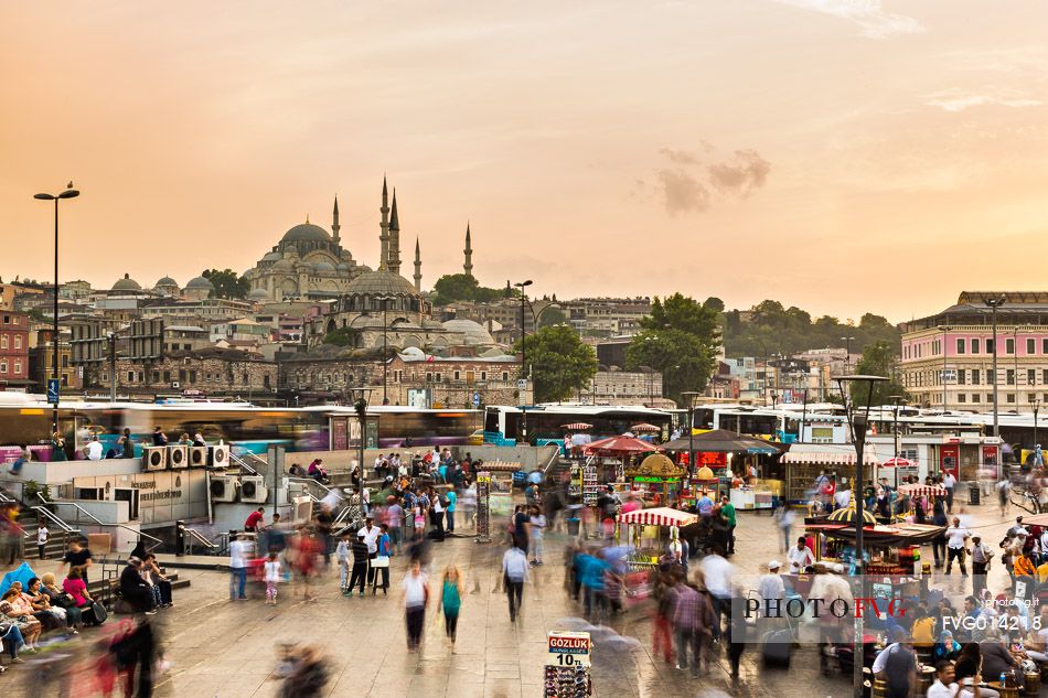 Eminonu square