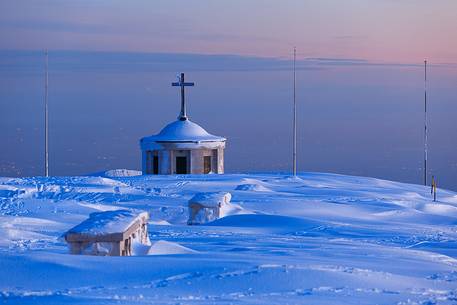 Ossuary Cima Grappa in the depths of winter