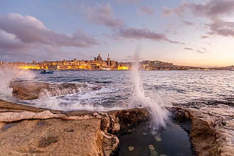 Valletta city at twilight, Malta, Europe