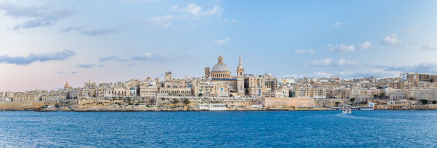 Panoramic view of Valletta with the St. Pauls Cathedral and Charmelite Church, Malta