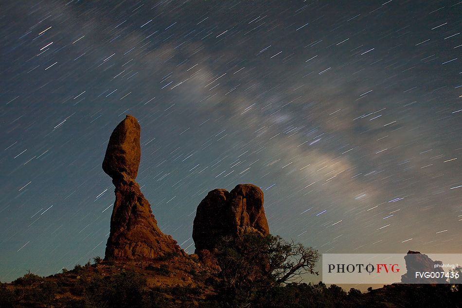 The hanging rock under the milky way, Arches National Park, Utah.