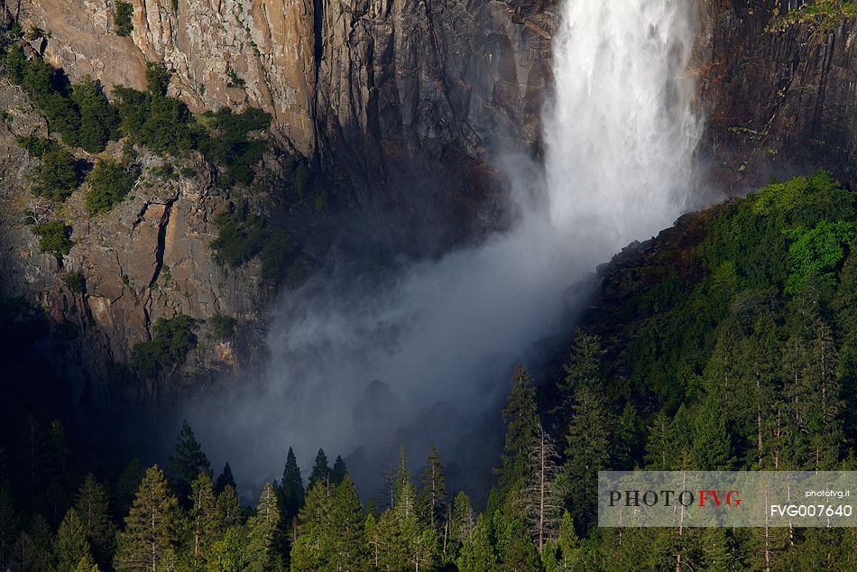 Bridalveil Falls in Yosemite National Park, California