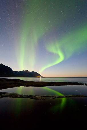 Northern light over Tungeneset, Isle of Senja.