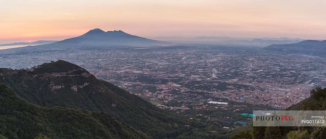 Panoramic view to Vesuvio