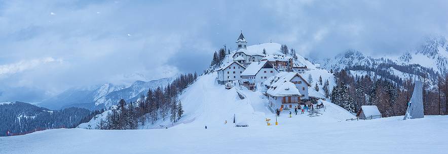 Monte Lussari, Alpi Giulie, winter