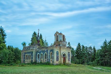 Puksi Orthodox Church ruins