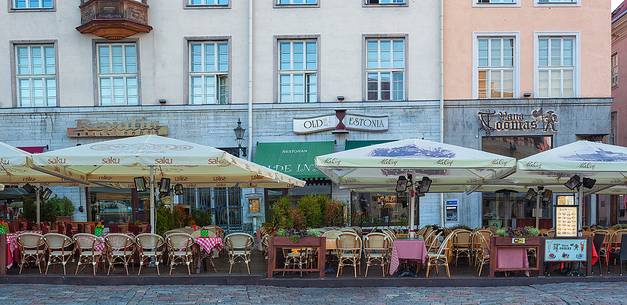 sunrise on Tallinn old town, summer restaurants 