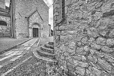 Duomo of Venzone village. It was declared National Monument in 1965 as unique fortified village of the XIV century in the region, Friuli Venezia Giulia, Italy