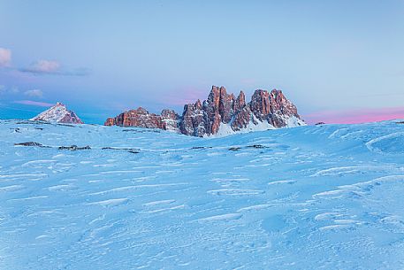 Croda da Lago and Antelao mountain peaks at sunset, Cortina d'Ampezzo, dolomites, Veneto, Italy, Europe