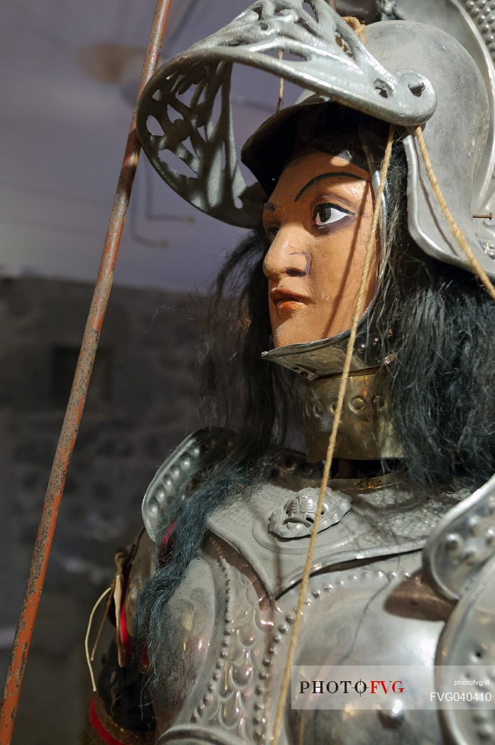 Sicilian puppets, pupi