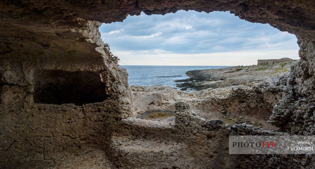 Thapsos archaeological site in the Magnisi Peninsula, Grave, Priolo Gargallo, Siracusa, Sicily, Italy, Europe