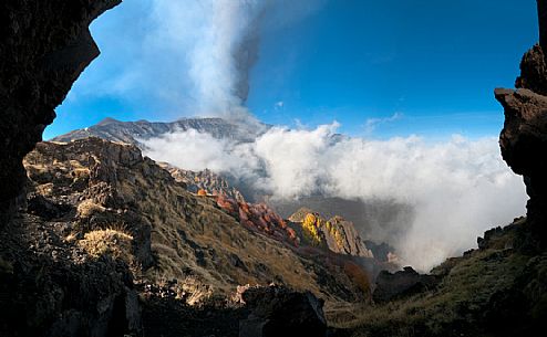 Daytime paroxysm of the Etna from the Schiena dell'Asino path, mount Etna, Sicily, Italy, Europe