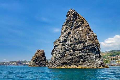 Faraglioni, stack rocks in Aci Trezza, Catania, Sicily, Italy, Europe