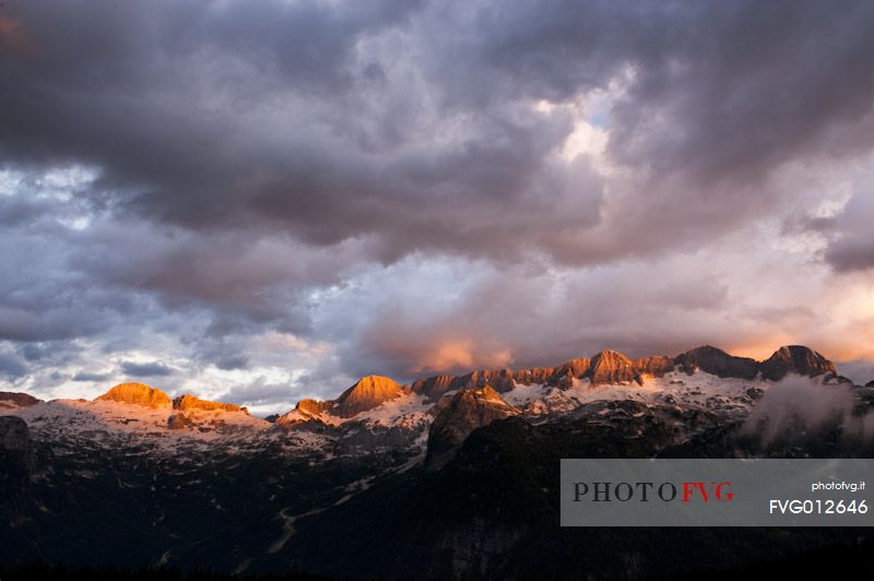 Sunset on Mount Canin from the Montasio plateau, Julian Alps, Friuli Venezia Giulia, Italy, Europe