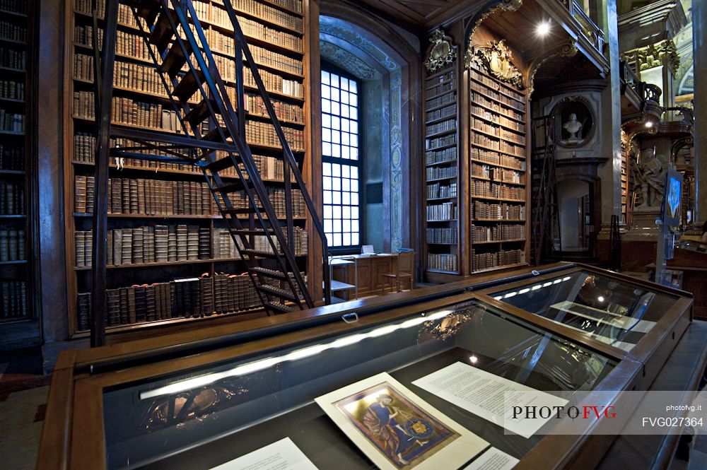 Inside of the Austrian National Library in Vienna. It is the largest baroque library in Europe. Hofburg Complex, Vienna, Austria.