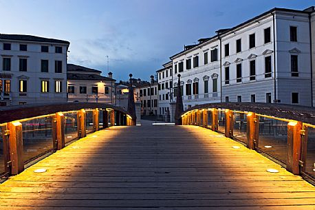 The university Bridge in Treviso with city lights and in the background the university, Treviso, Veneto, Italy, Europe
