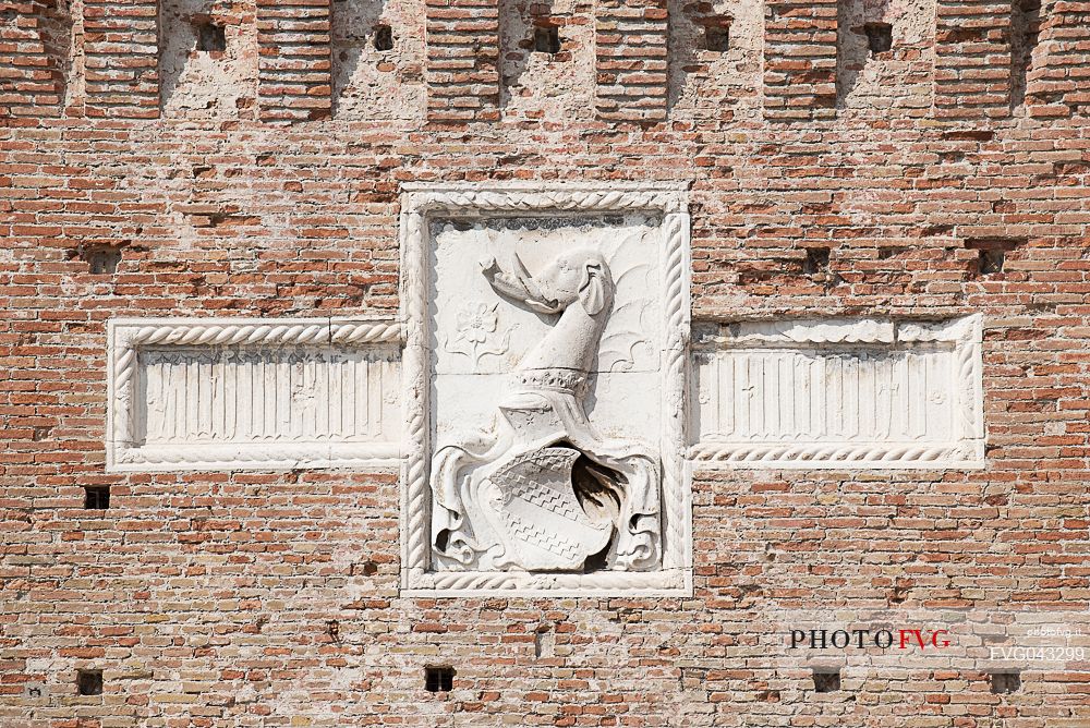 Detail of the heraldic symbols of the House of Malatesta, Castel Sismondo, Rimini, Emilia  Romagna, Italy, Europe