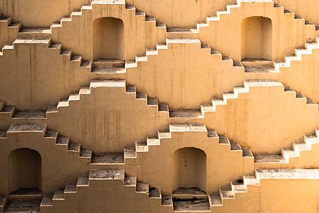 Detail of Panna Meena ka Kund, one of the most beautiful stepwells in India, situated near Jaipur, Rajasthan, India Detail of Panna Meena ka Kund, one of the most beautiful stepwells in India, situated near Jaipur, Rajasthan, India