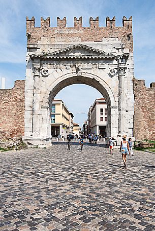 Arch of Augustus in Rimini, Via Emilia leading north and Via Flaminia, leading to Rome, met under the Arch, Emilia Romana, Italy, Europe