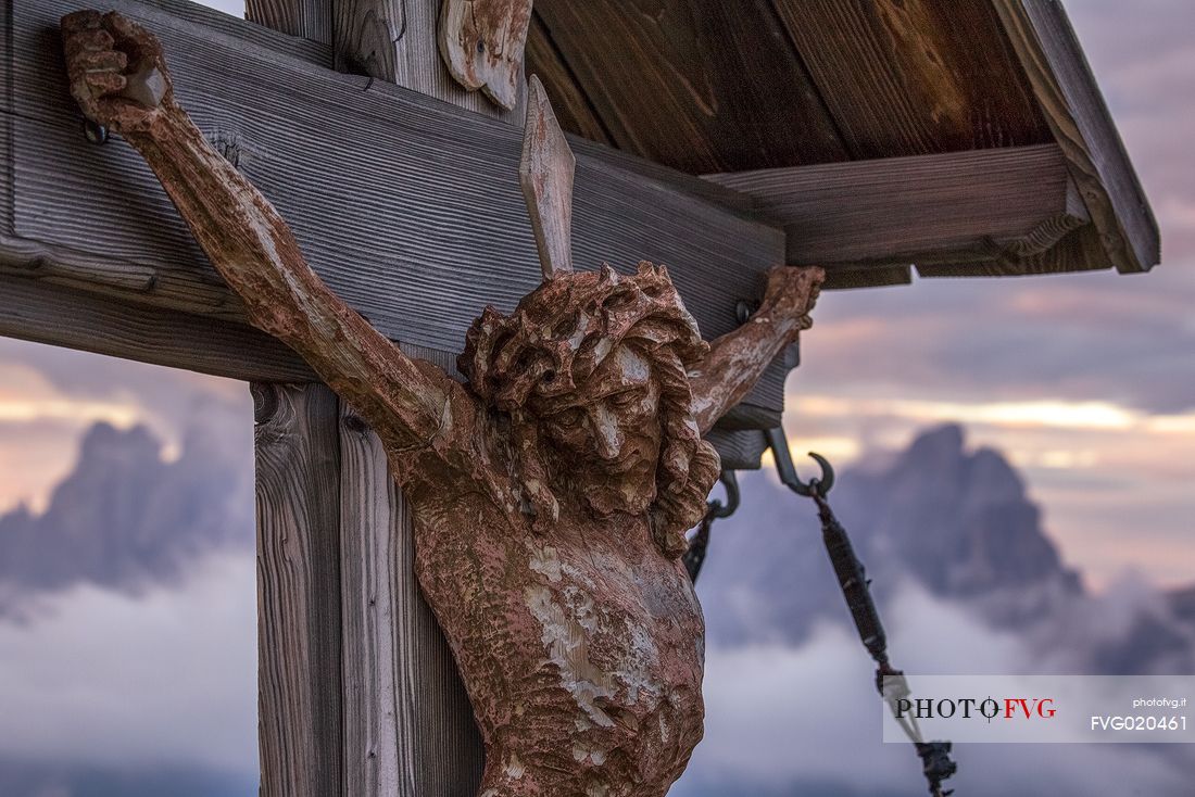 Crucified by the Mount Elmo and Croda dei Toni and Sesto Dolomites in the background