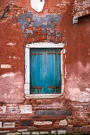 A typical old Venetian window