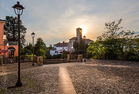 The sun behind the Church of San Francesco lights the streets of Cividale del Friuli
