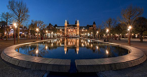 The Rijksmuseum is a museum located in Amsterdam that has the largest collection of works of art of the Flemish art heyday (1584-1702) and a substantial collection of Asian art 