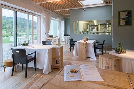 Dining room of the starred restaurant L'Argine di venc guides by the chef Antonia Klugmann, Dolegna del Collio, Friuli Venezia Giulia, Italy