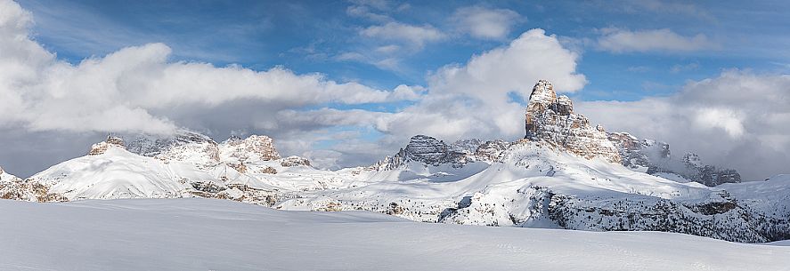 Panoramic view from Monte Piana to Tre Cime di Lavaredo and Dolomites of Sesto, Auronzo di Cadore, Veneto, Italy