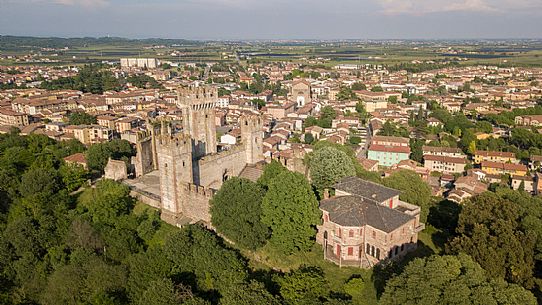 Scaligero Castle and the village of Valeggio sul Mincio from above, Veneto