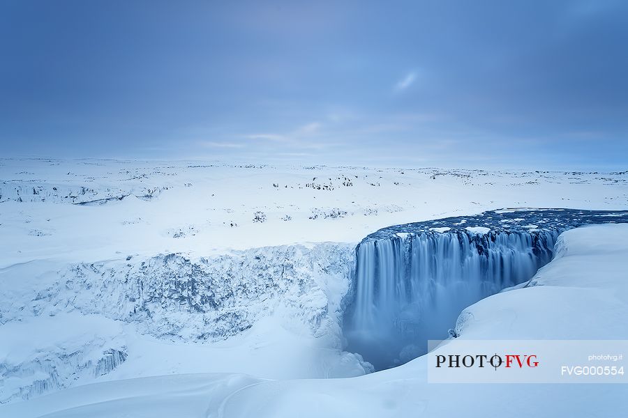 The biggest waterfall in Europe during the winter time.