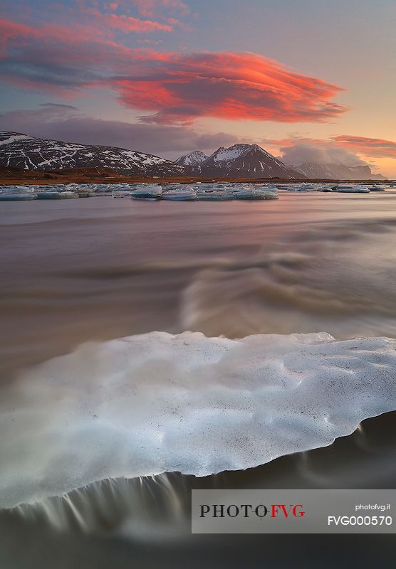 This picture shows a portrait of the landscape. It has been taken just few minutes before the sunrise