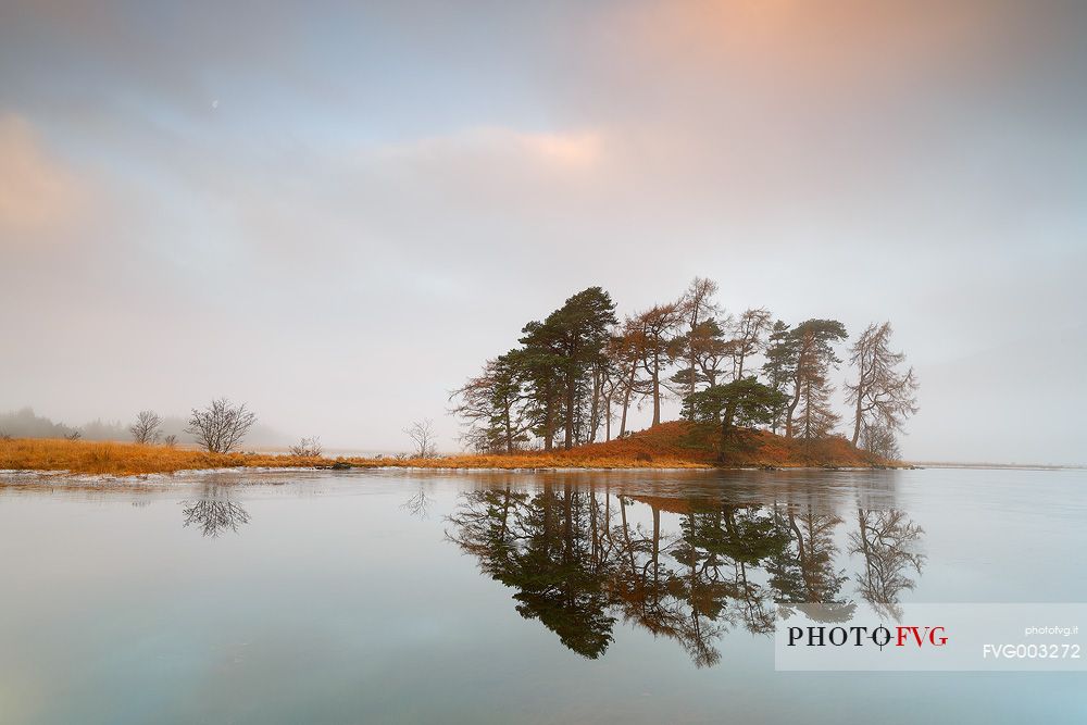 A beautiful sunrise at Loch Tulla