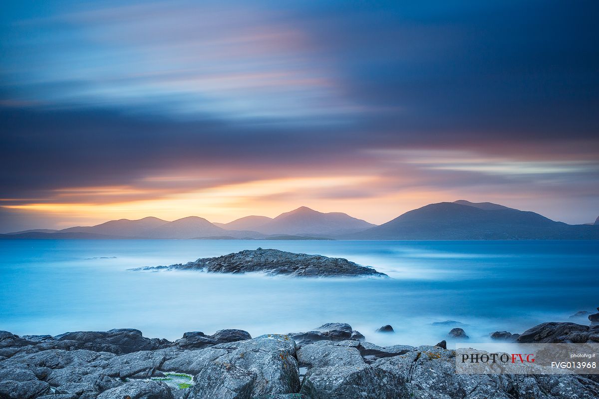 A beautiful sunset from the rocks of Luskentyre