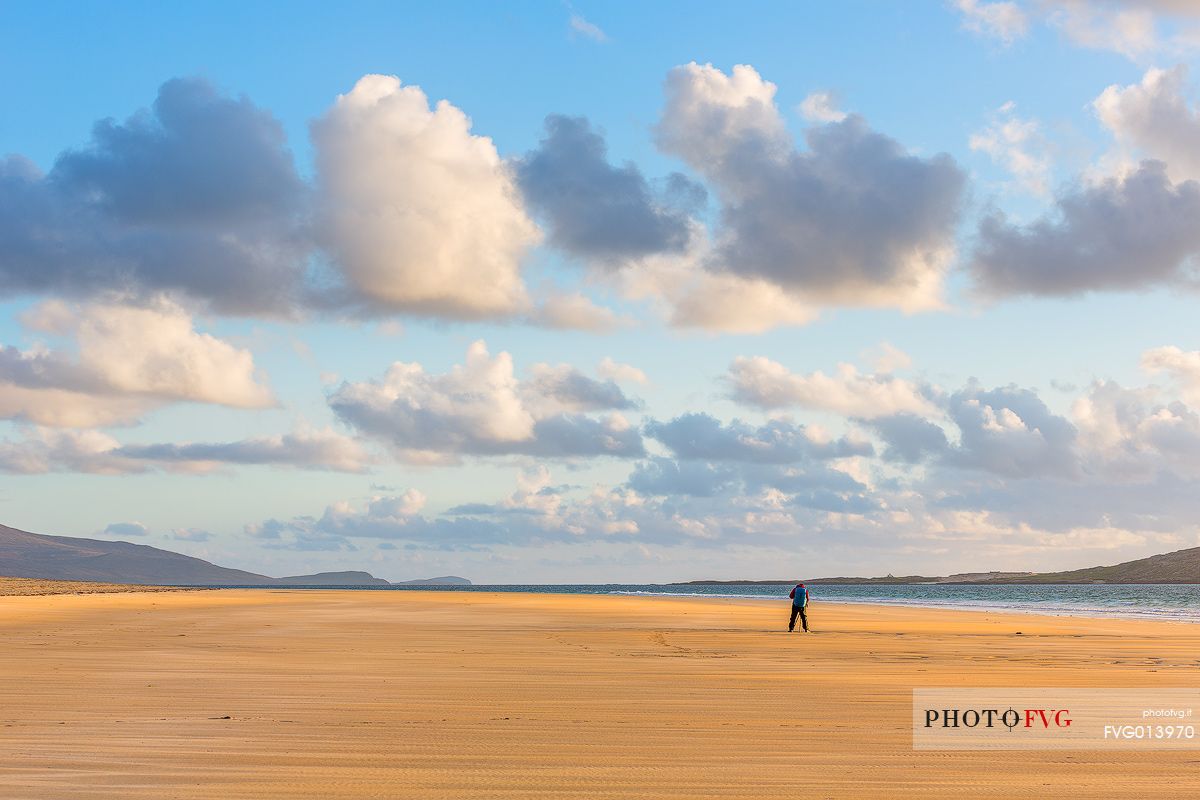A photographers taking picture from Luskentyre beach
