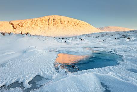 Etive river completely frozen during a very cold January