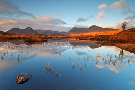 Beautiful light and reflection at Loch Nah Achlaise 