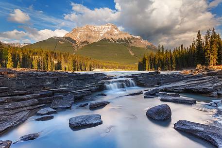 Late afternoon at Athabasca Falls