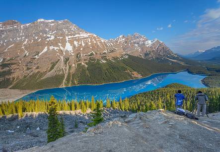 Peitho lake with its amazing colors is simply one of the most famous jewel of the Rockies Peitho lake with its amazing colors is simply one of the most famous jewel of the Rockies
