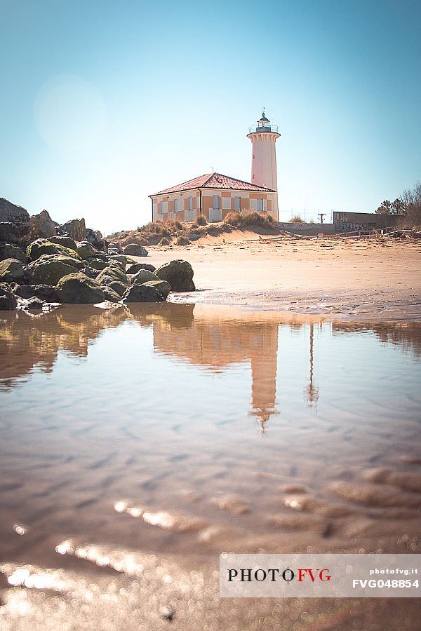 Bibione lighthouse from the beach, Adriatic coast, Bibione, Veneto, Italy, Europe